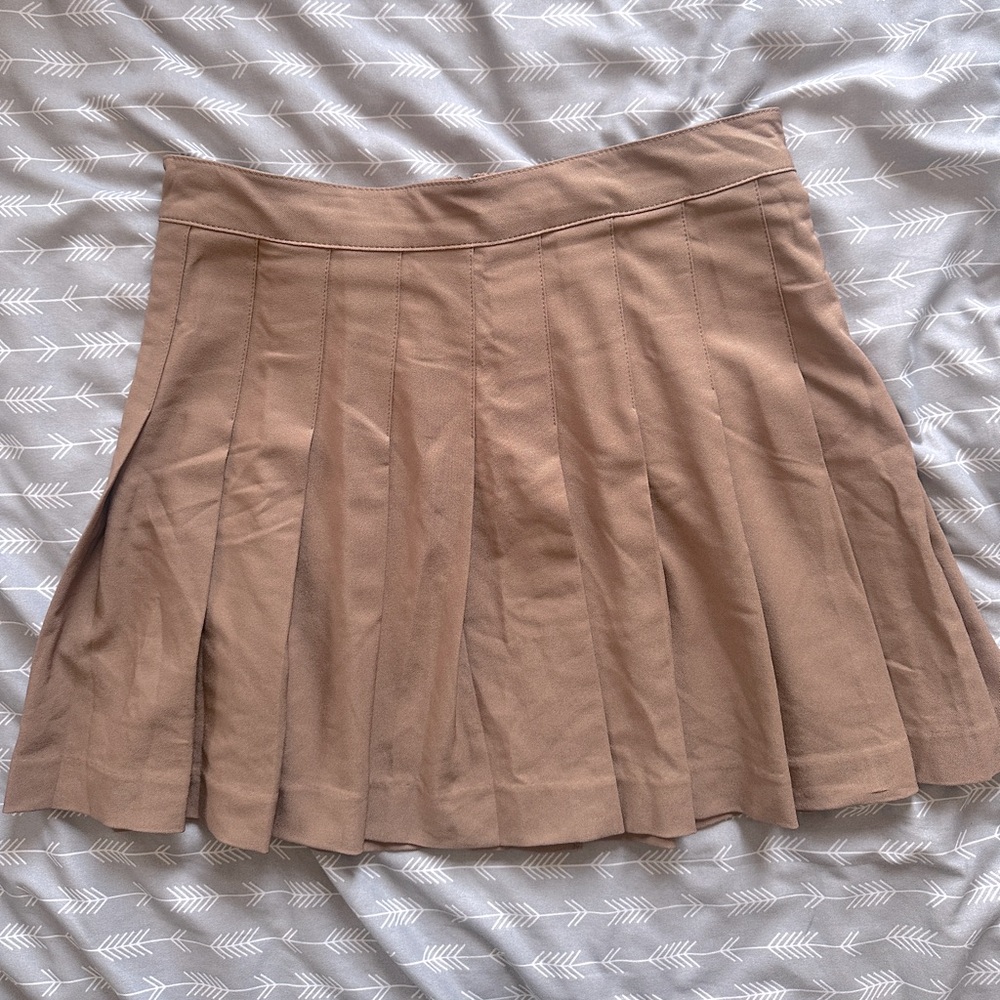 Love Tree pleated mini skirt